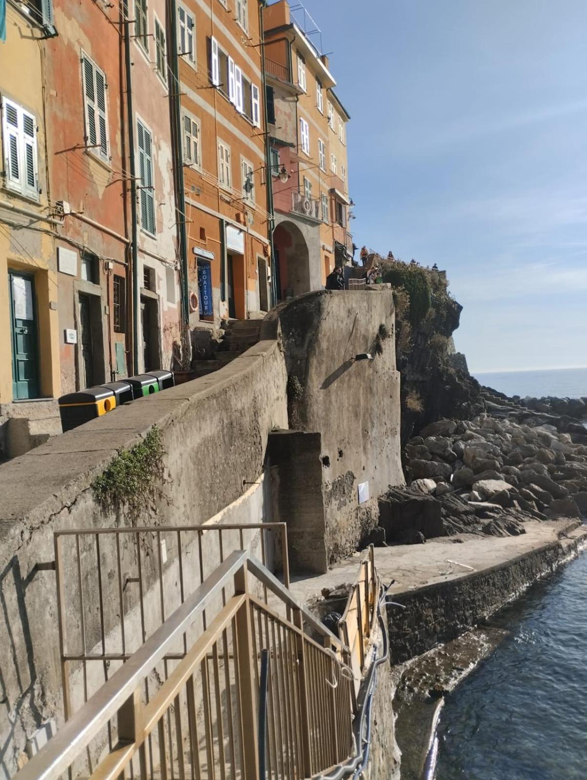 Ferienwohnung Casa Vacanze Andrea La Tua Base Per Visitare Il Mare Delle Cinque Terre La Spezia Exterior foto